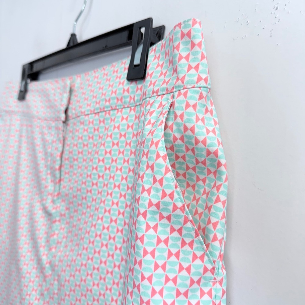 IZOD Golf Womens Geometric Print Skort Pink Mint Green Active Skirt Size‎ 10 - Picture 2 of 9